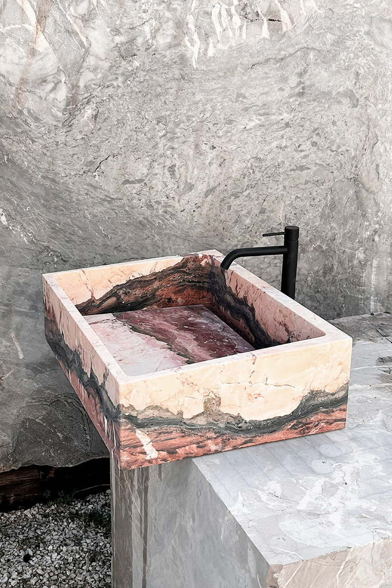 Breccia Medicea dell'Acquasanta sink AQ003